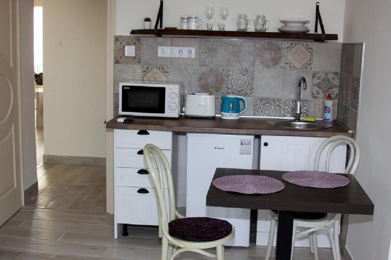 River Apartment Makó Eksteriør billede