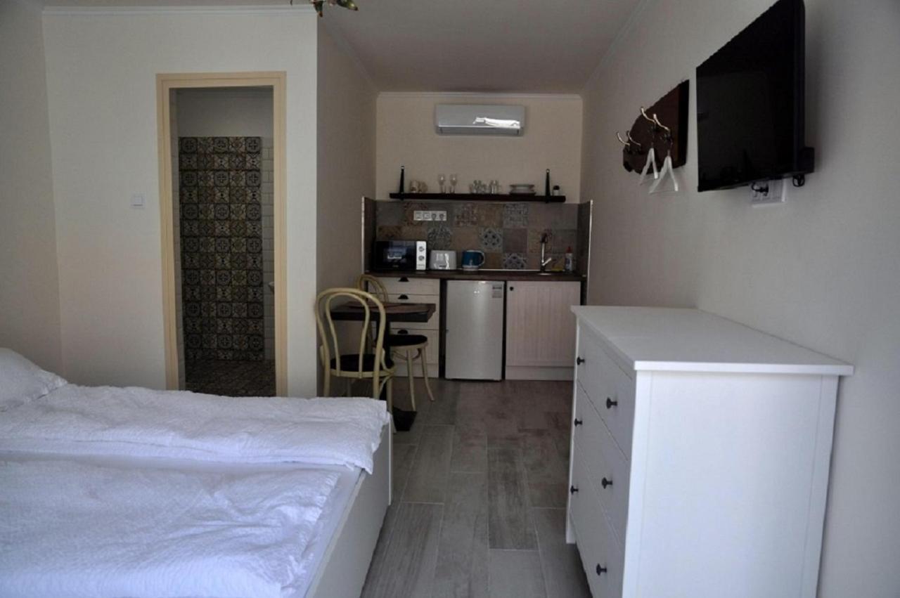 River Apartment Makó Eksteriør billede